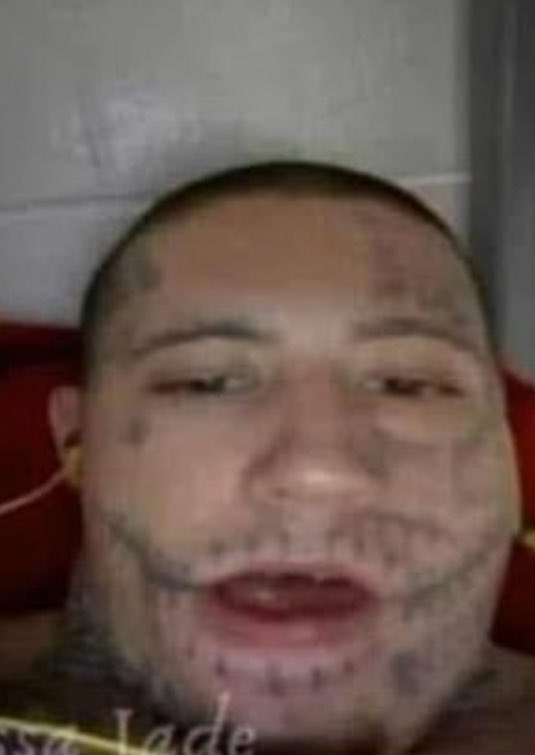 He doesn’t look like this anymore. Source: DailyMail 🤣🤣🤣