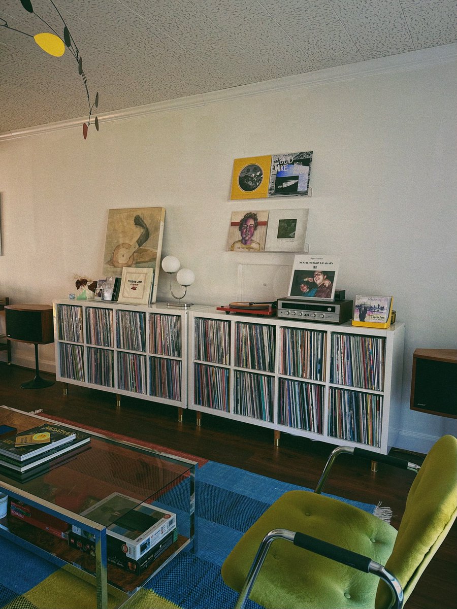 Mazalthan's tweet image. I’m so in love with this room