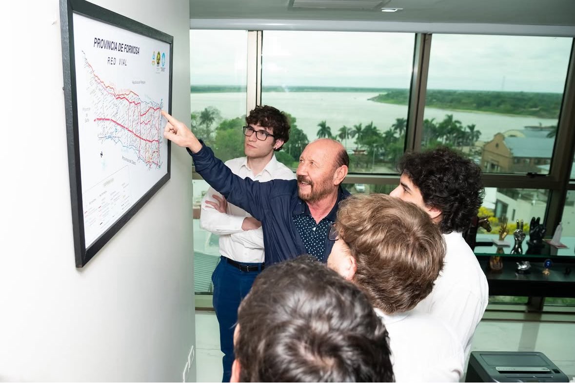 Hoy cumple el maestro