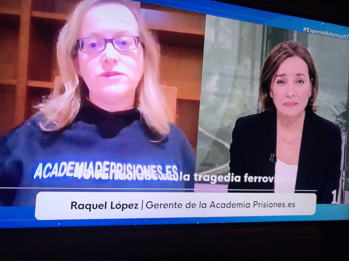 ¿De verdad que se te ocurre publicitar tu academia aprovechando una entrevista sobre una tragedia?? #EspecialAdemuzRTVE
