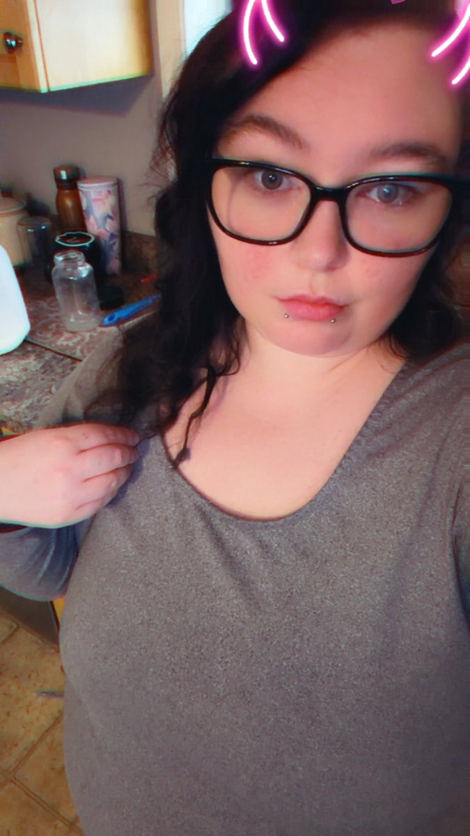 Where’s all the good pay pigs at that are wanting to spoil me for my birthday???