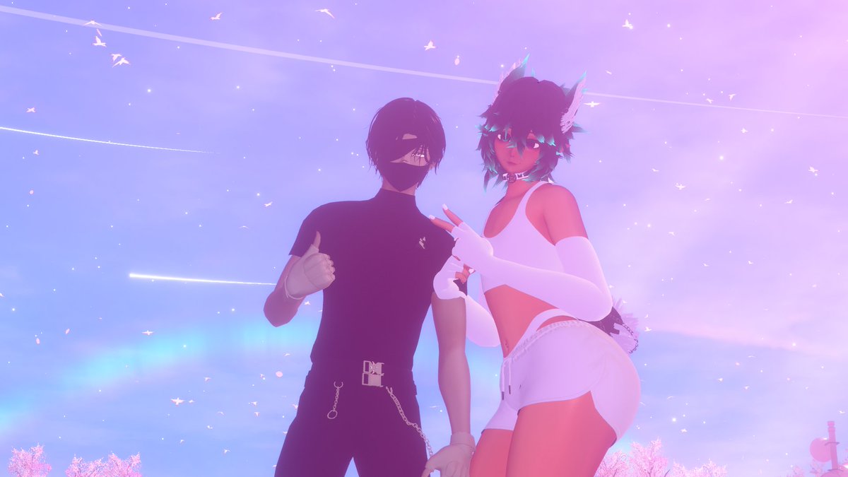 Enjoying this gorgeous day with <a href="/SimplyT4y/">Tay</a>.

#VRChat