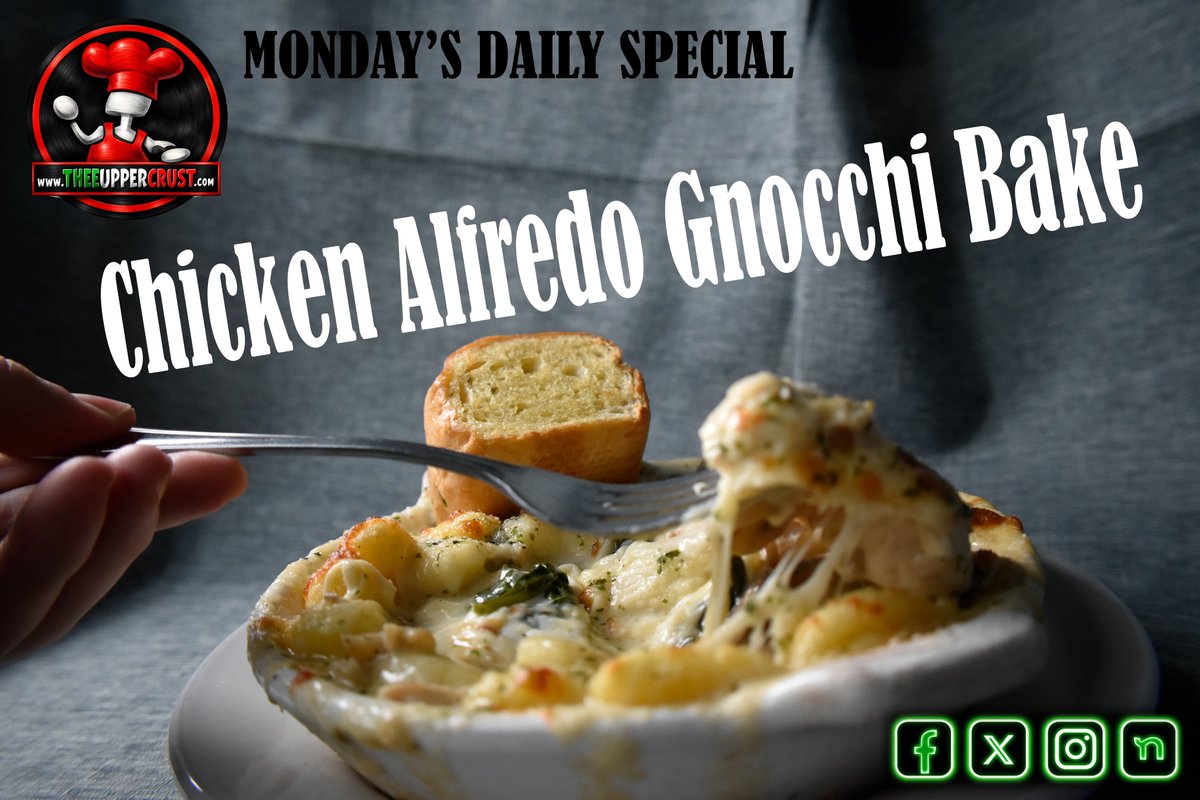 TheeUpperCrust's tweet image. #Gnocchi #PardeevilleRestaurants #UpperCrust

Sautéed garlic, mushrooms, and spinach tossed with our Alfredo sauce, chicken, gnocchi, mozzarella, and shaved parmesan then baked and served with garlic bread... one of our customers' favorite recipes!