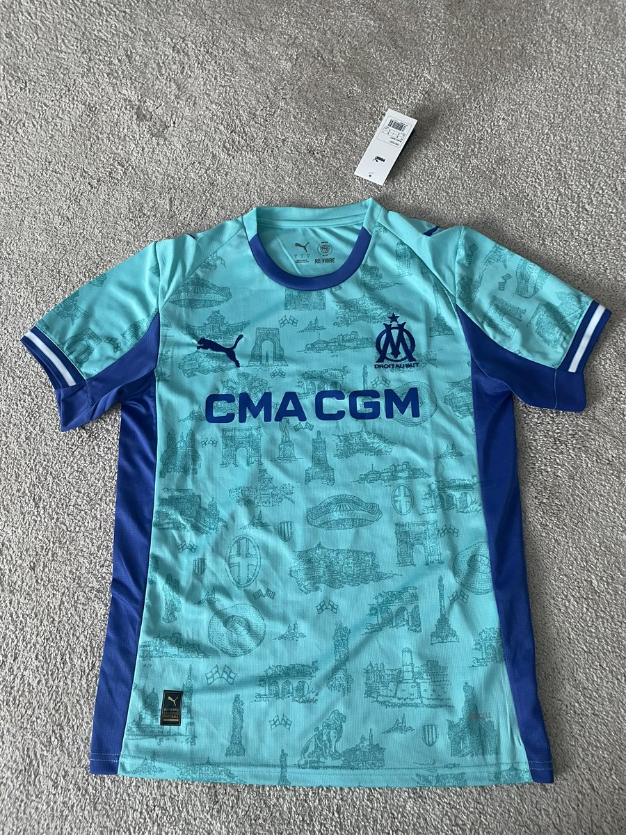 dbz_rp_'s tweet photo. Les gars je vous présente le meilleur Fournisseur de Maillot de Foot et au meilleur prix moins cher que les maxikits etc…

son Whatsapp : +86 136 2287 7014 https://t.co/MOXcHbhQ4c
