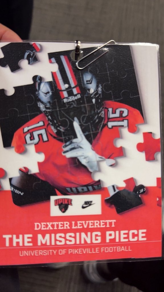 DexterLeverett1's tweet photo. After a great visit with @UPIKEFOOTBALL I am blessed to receive an offer from UPIKE‼️
#AGTG 
@UPIKEFOOTBALL https://t.co/QyGqHNfWqs