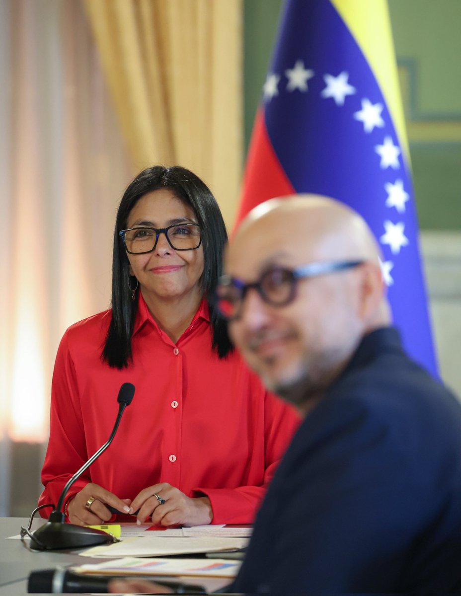 Trabajando por la Patria! 🇻🇪❤️