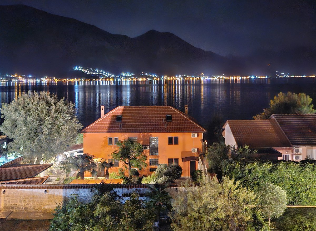 𝐻𝒶𝓉𝒾𝒸ℯ tweet media