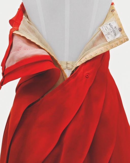 FLR1v3r0's tweet image. La elegancia también es silencio.