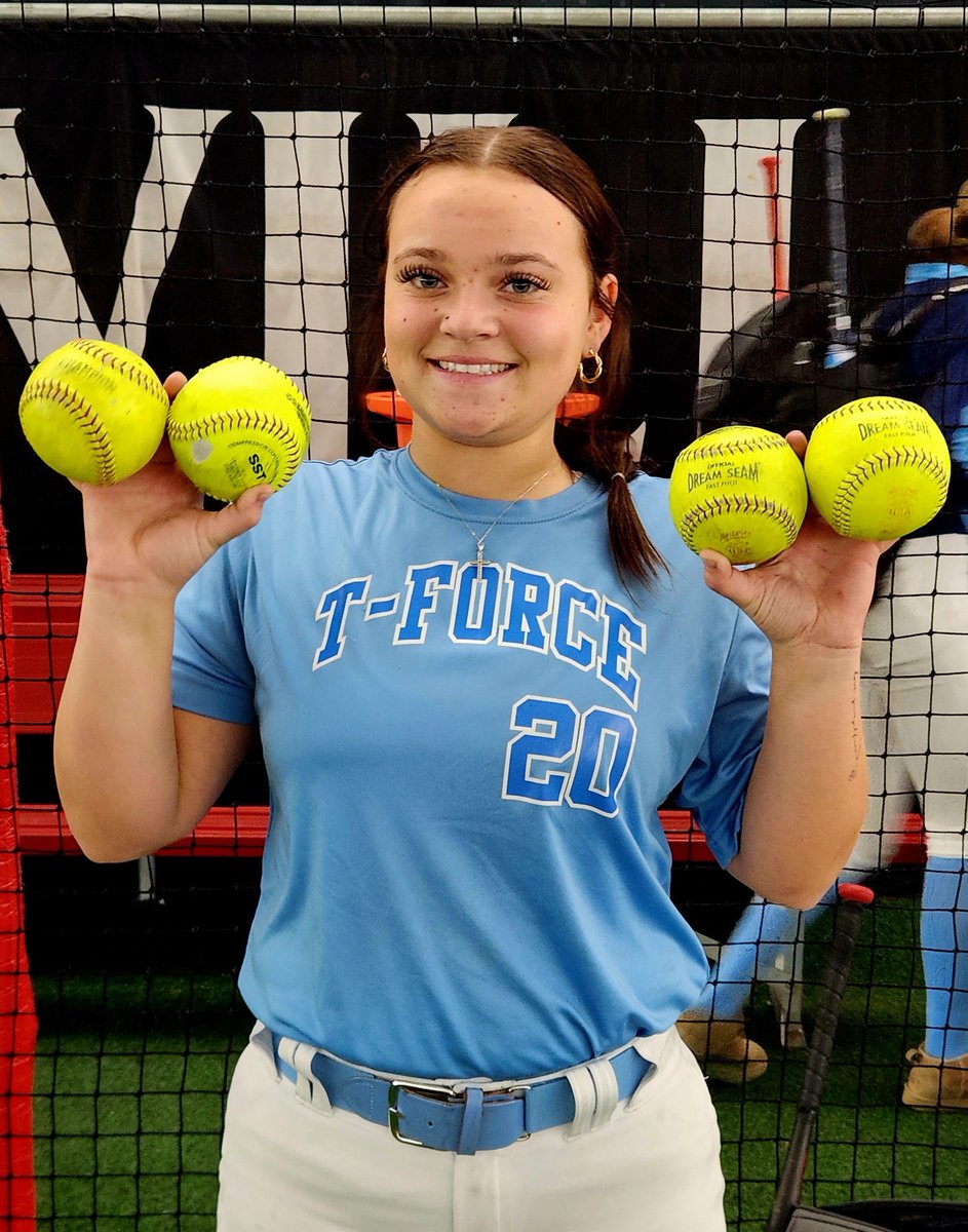 Addi Edlen tweet media