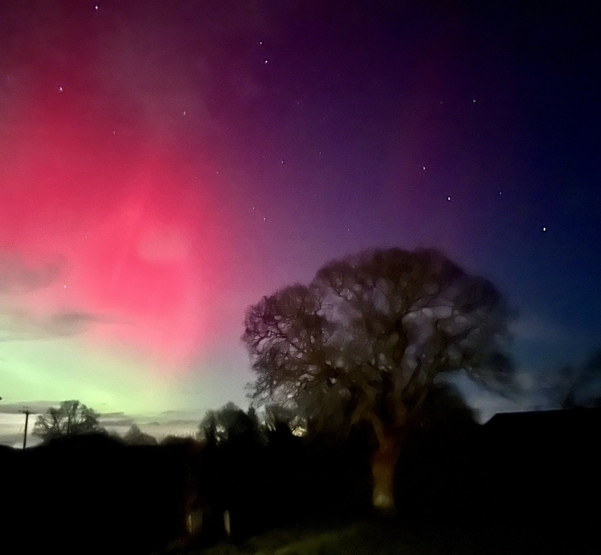 uk_treasures's tweet photo. #northernlights #Shropshire #photography https://t.co/VXuVY6tZ9X