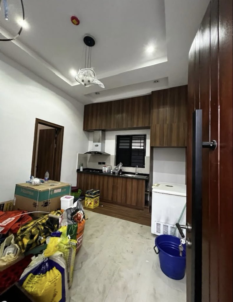 APARTMENT by F.A tweet media