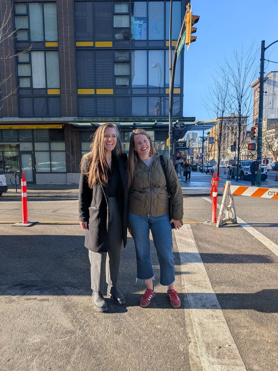 First United tweet media