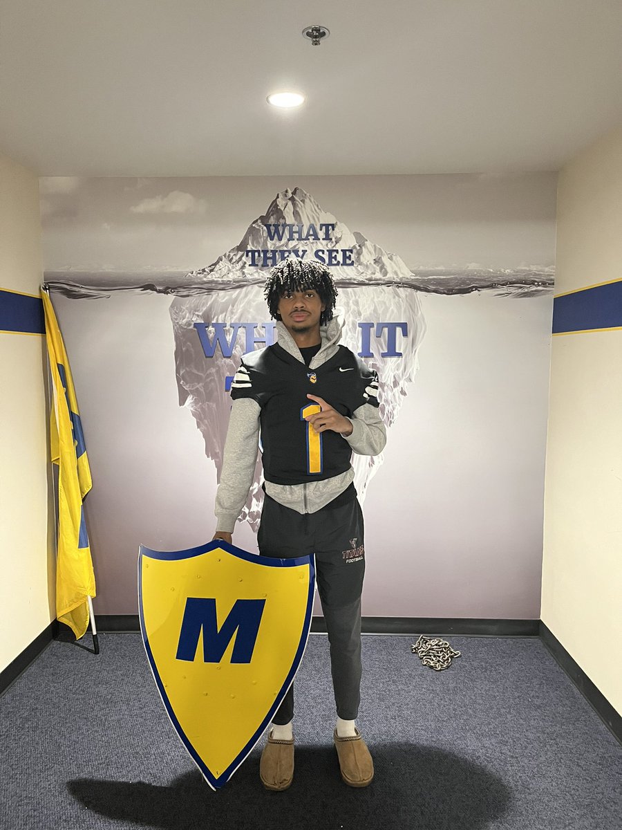 DavistonIsiah's tweet image. Had a great visit @MUCrusadersFB. Very grateful for the invite and hospitality @Coach_Straz @Showtime_CoachP 

@JohnnyPardo24 @VincentIwuagwu @BobbyMarten2 @cmerrell3 @XplosivePA @MichFBFrenzy @TheD_Zone @PrepRedzoneMI