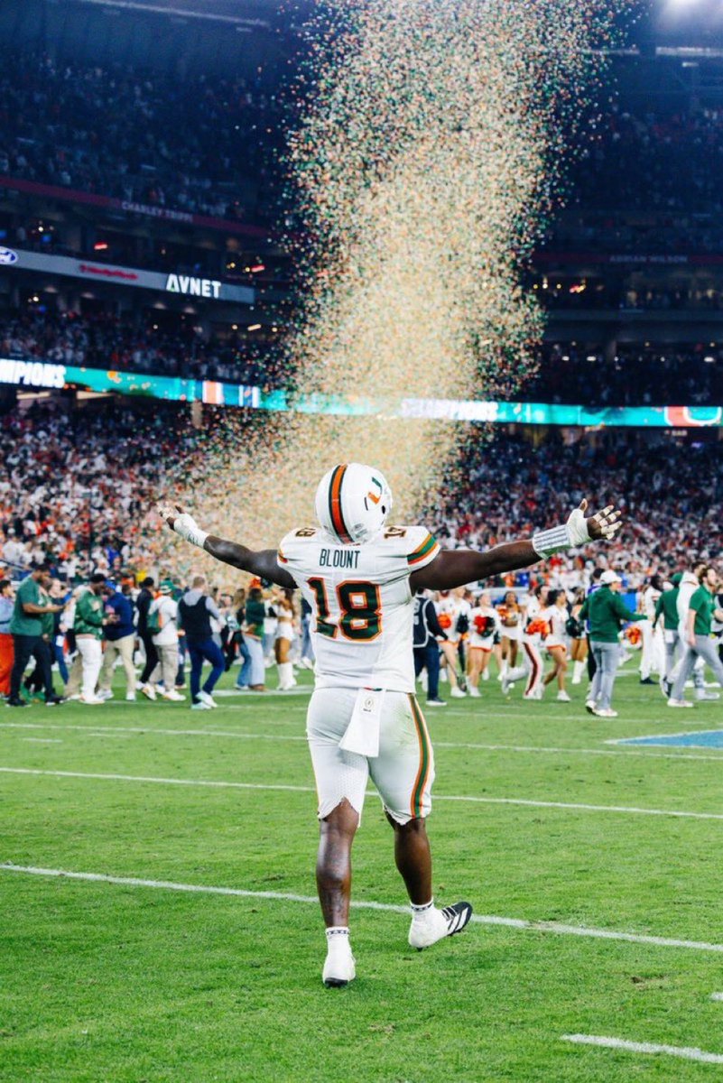 Jigg_Ya_Digg's tweet photo. Started the season at The Rock with a dub…. Will end the season at The Rock with a dub!!! #GoCanes #Chip6 https://t.co/Qj7iGaL9kj