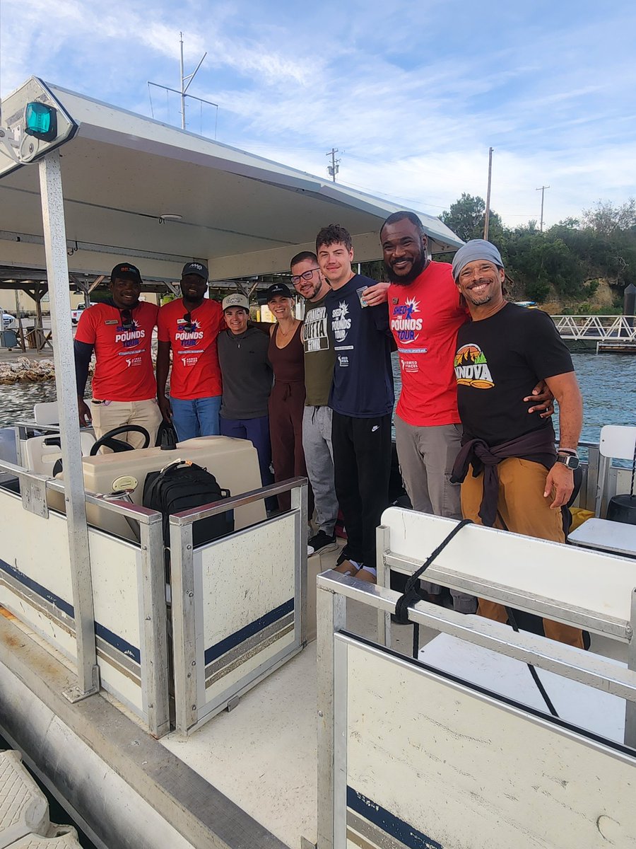 ProSportsMVP's tweet photo. Our inaugural Shed the Pounds Tour has concluded successfully after visiting overseas bases, coaching and teaching the servicemen and their families pickleball, cornhole, and disc golf. https://t.co/bhPgY4nhfg