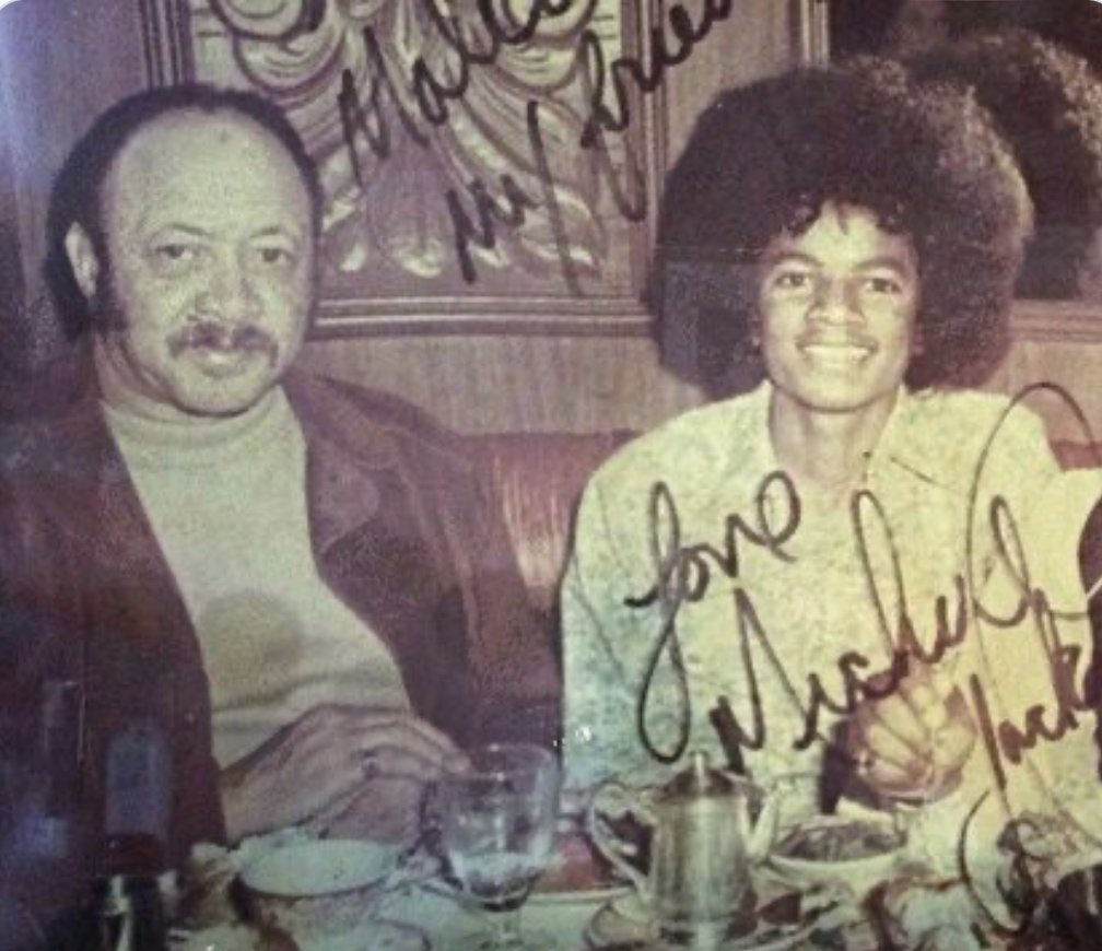 glynderella_'s tweet image. Bill ain’t play about him that was his baby boy