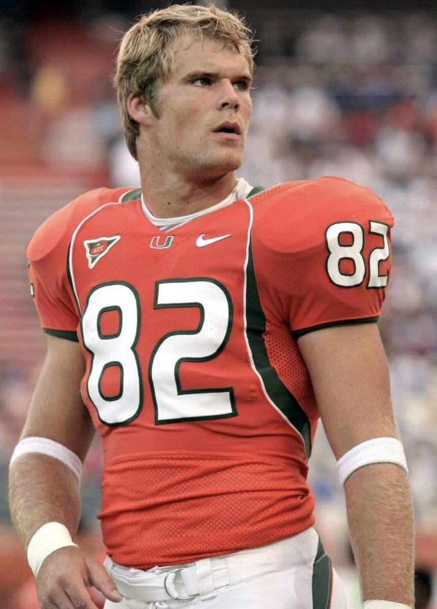 BREAKING🚨

G-Reg and the 7th Floor Crew will be performing at halftime of the National Championship tonight