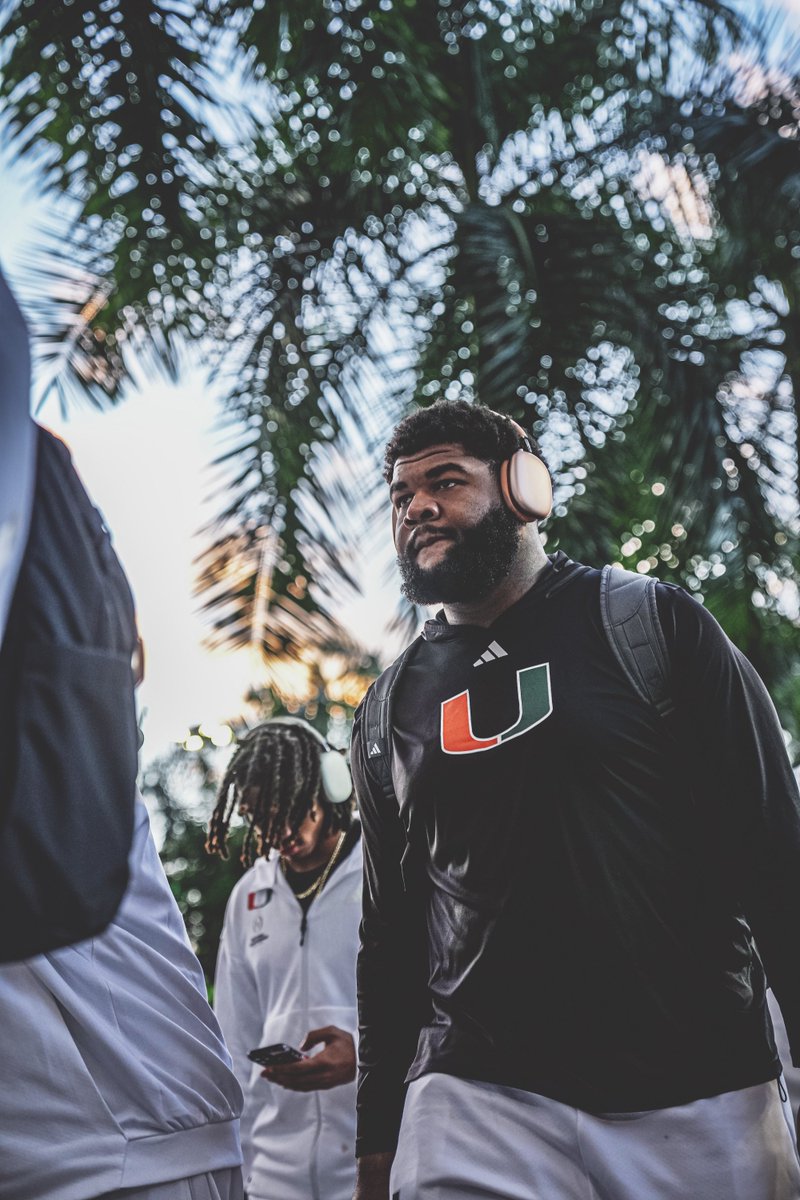 CanesFootball's tweet photo. The Hurricanes have arrived. 

#GoCanes | #NationalChampionship https://t.co/7EuQ1SPi3Y