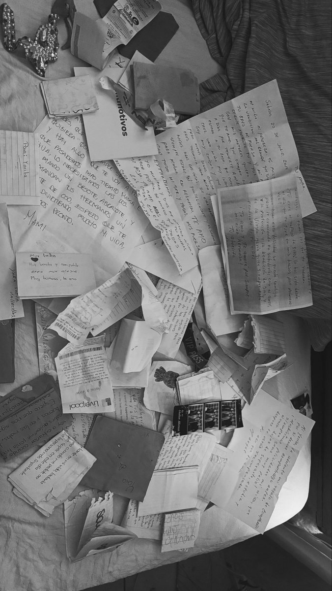 yaravc8's tweet photo. soy la verdadera nostalgia andante 🙂‍↕️ https://t.co/y9PuonVluY