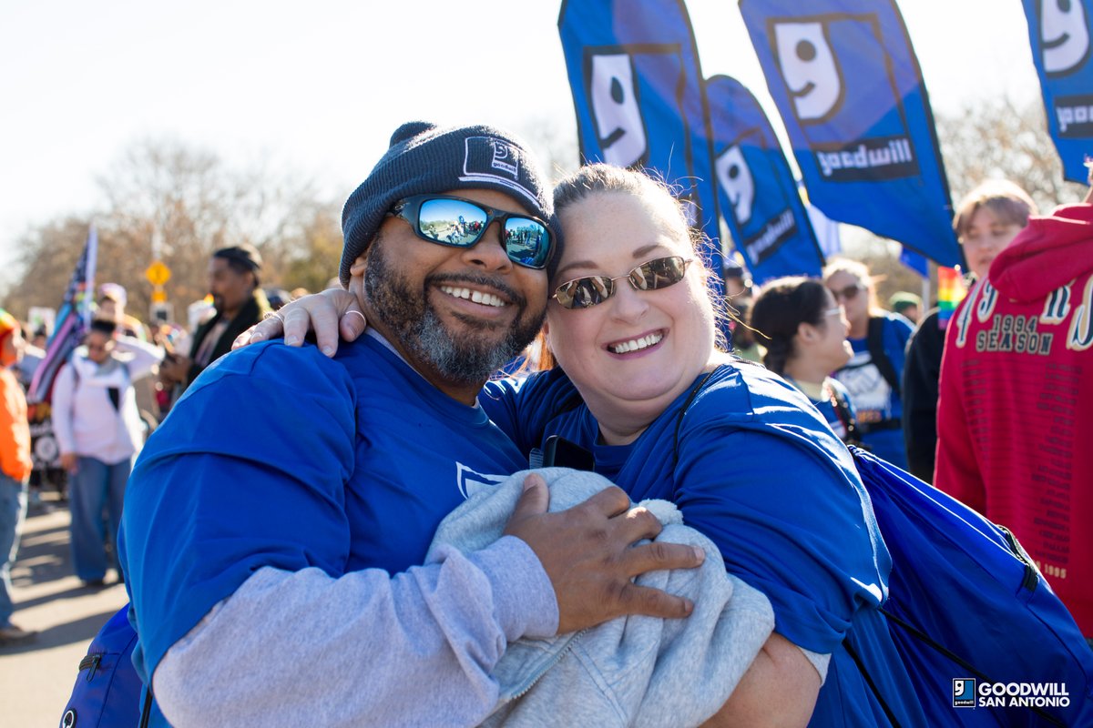 goodwillsa's tweet image. “Everybody can be great, because everybody can serve. You only need a heart full of grace, and a soul generated by love.” 💙

Thank you to our Team Members, families, and friends who marched alongside us in unity and purpose. 🪧

#MLKDay #MLKMarch #SanAntonioMLKMarch #Goodwill