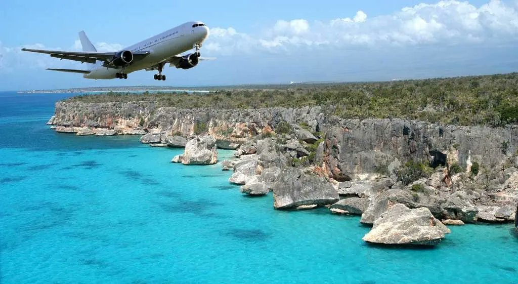 Inaugurarán en octubre de este año el Aeropuerto Internacional de Pedernales laprovinciard.com/2026/01/inaugu… 
<a href="/SigmundFreund/">Sigmund Freund</a> <a href="/luisabinader/">Luis Abinader</a> <a href="/DavidColladoM/">David Collado</a> <a href="/FrankERainieri/">Frank Elias Rainieri</a> <a href="/HGuilianiCury/">Héctor Guiliani Cury</a> <a href="/HMGuilianiCury/">Hugo Guiliani Cury</a> <a href="/LeonelFernandez/">Leonel Fernández</a> <a href="/DaniloMedina/">Danilo Medina</a> <a href="/JuLiOCuRY/">Julio Cury</a> <a href="/DelisHerasme/">OBSERVATORIO</a> <a href="/yvanrod/">Yvan L. Rodriguez B.</a> <a href="/juliohazim/">Julio Hazim</a> <a href="/jvcs57/">🇩🇴🇩🇴Juárez Víctor Castillo Semán🇩🇴🇩🇴</a>