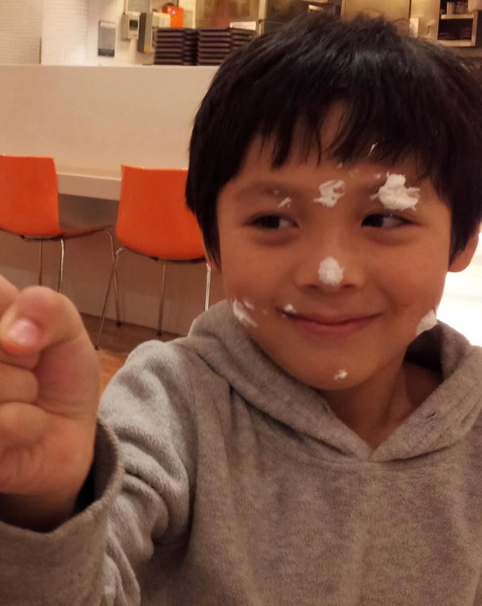 adpkkong's tweet image. 찐아기찬냣
너무귀엽지...