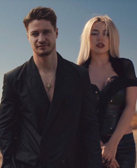 DOKŁADNIE DWA LATA TEMU, <a href="/KygoMusic/">Kygo</a> i <a href="/AvaMax/">AVA MAX</a> wydali „Whatever”! ☁️
