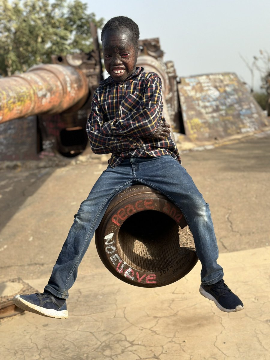 sophiagueye2's tweet image. C’est l’anniversaire d’un champion d’Afrique 🇸🇳🫶🏾. Joignez vous a moi pour souhaiter un joyeux anniversaire à mon petit prince . 
Yalnamako YA ALLAH samal 🤲🏾💙🫶🏾.