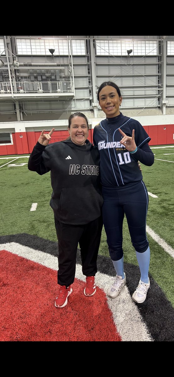 marysaunders010's tweet photo. Thank you so much @PackSoftball for a great camp learned so much and had a great time!
@BobRossiRITG 
@thunderjam134 
@Frank_Lieto 
@GPER https://t.co/rOx0iCSxKH