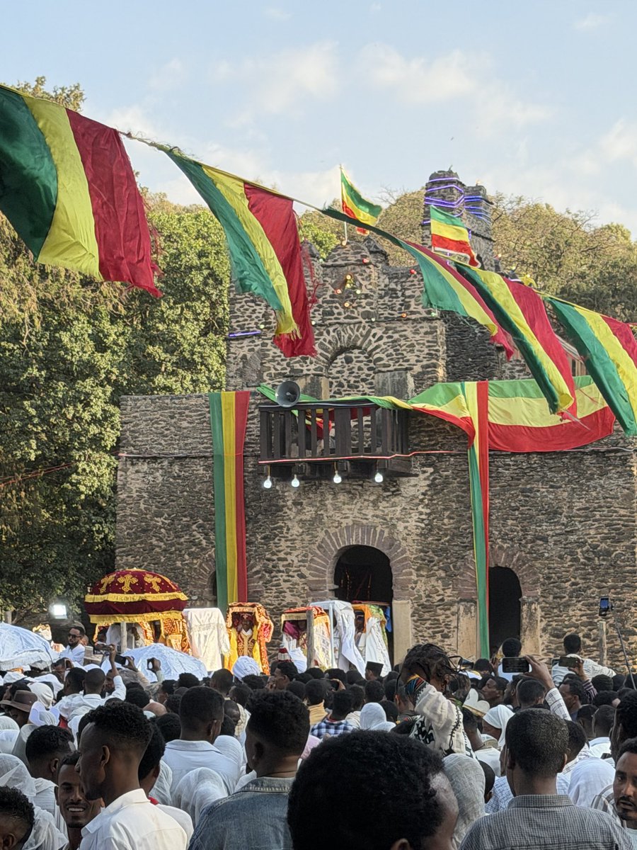 simububu's tweet photo. እናትዋ ጎንደር 😍😍 https://t.co/rXNKJ2nn4v