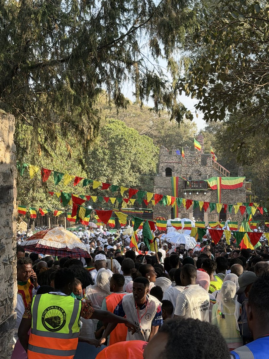 simububu's tweet photo. እናትዋ ጎንደር 😍😍 https://t.co/rXNKJ2nn4v