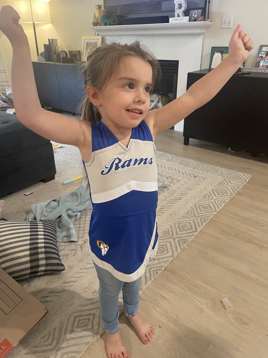 SeanMRobb's tweet photo. We’re Rams fans and live in Seattle! Oldest daughter loves the team even though kids at school give her a hard time! She really wants to go to Sunday so I’m looking for tix where we’d be around rams fans, making it a good environment for her! @kdemoff @KaraHenderson @RamsNFL https://t.co/LvNUnx9SLc
