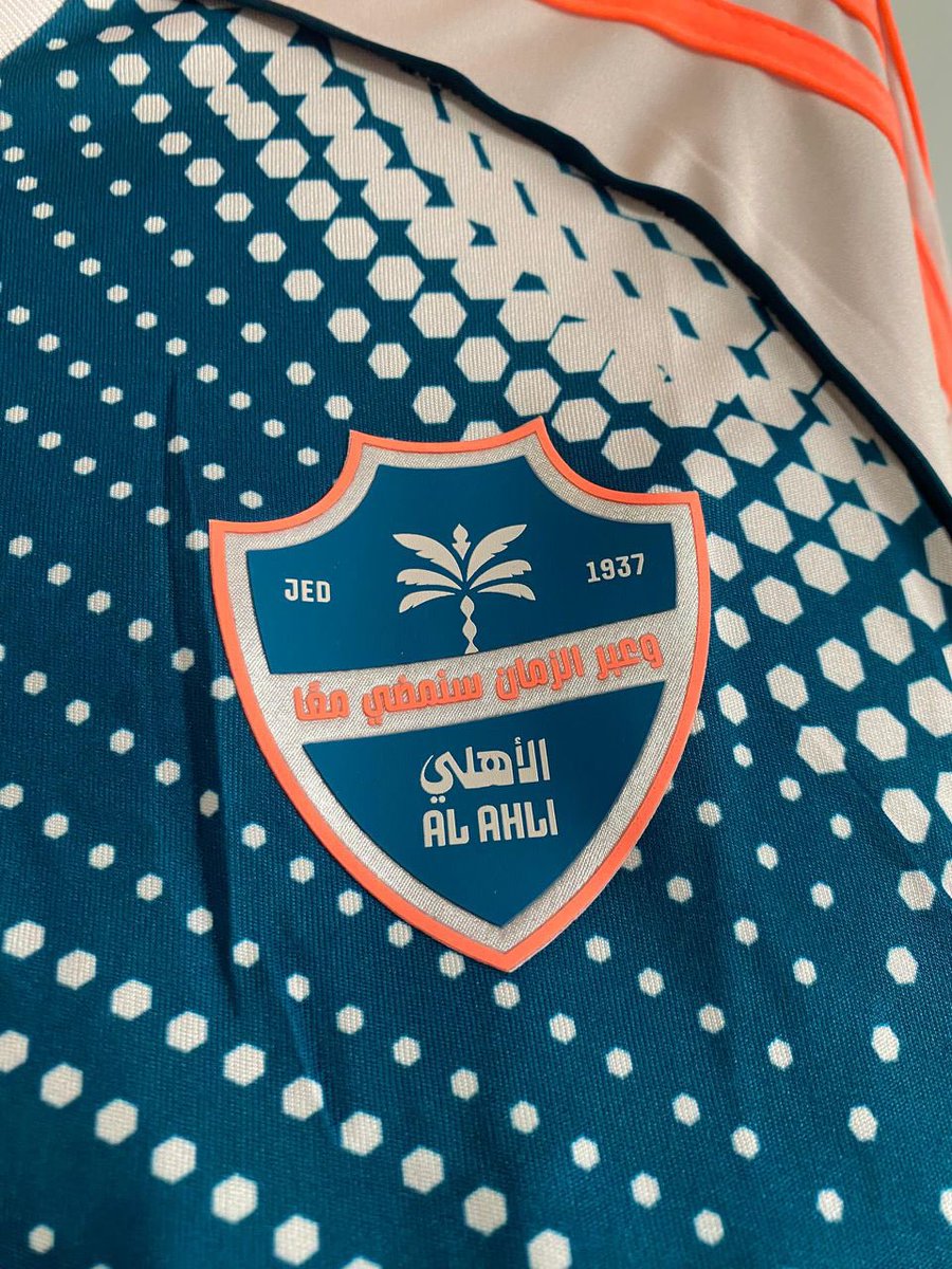 قوولاتو ستور 👕⚽️ tweet media