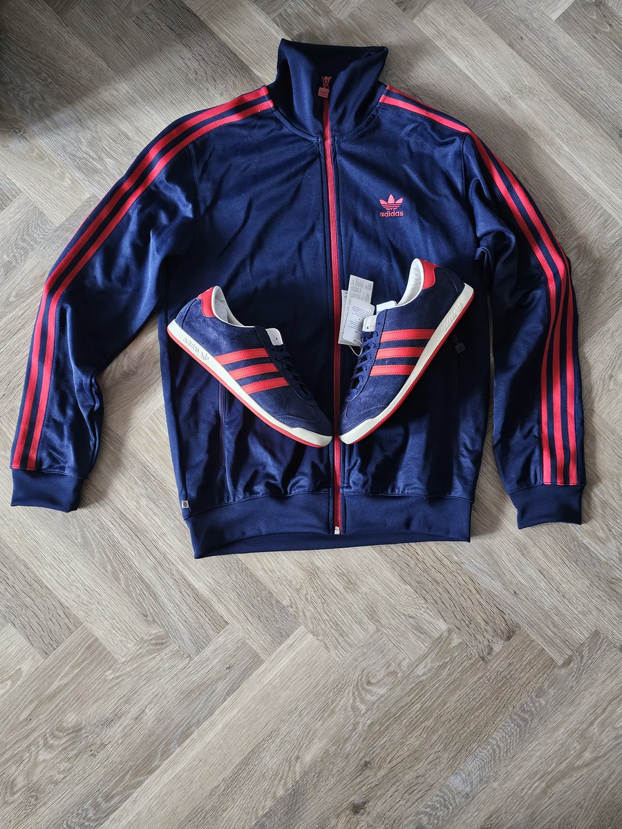 johnnyreedy's tweet photo. A thread of some blue #adicombo for #BlueMonday2026 @adiFamily_ @Dadidassler @Adidas_tracktop @SeanWard86 @Mati_casual_PL @TheTrabMan @BOOSH_Dawson @pcr123 @markBgoDawgs https://t.co/VVBo0nJxjl