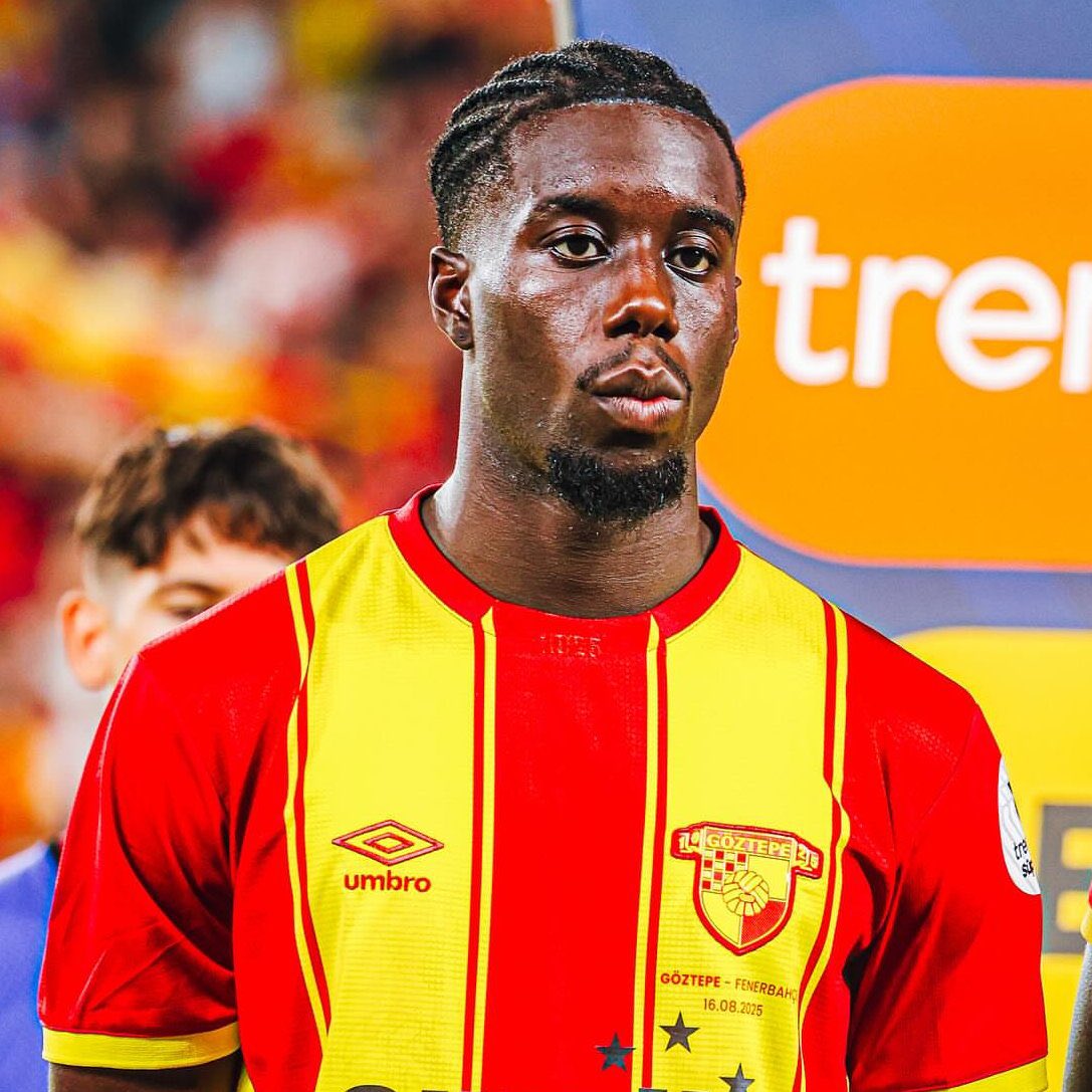 vuy1925's tweet image. ❌Bokele + Heliton..

Göztepe’mizde iki defans oyuncumuzda haftaya cezalı duruma düştü.

Haftaya İstanbul temsilcisi Fenerbahçe ile maçımız var. Tiyatro kaldığı yerden devam ediyor. Oynat bakalım hocam. #GAGS