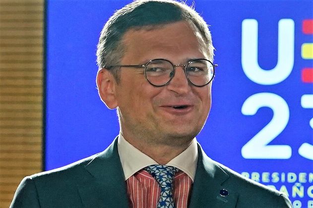 У кого нема чого кушать вдома - хай кушає в ресторані!