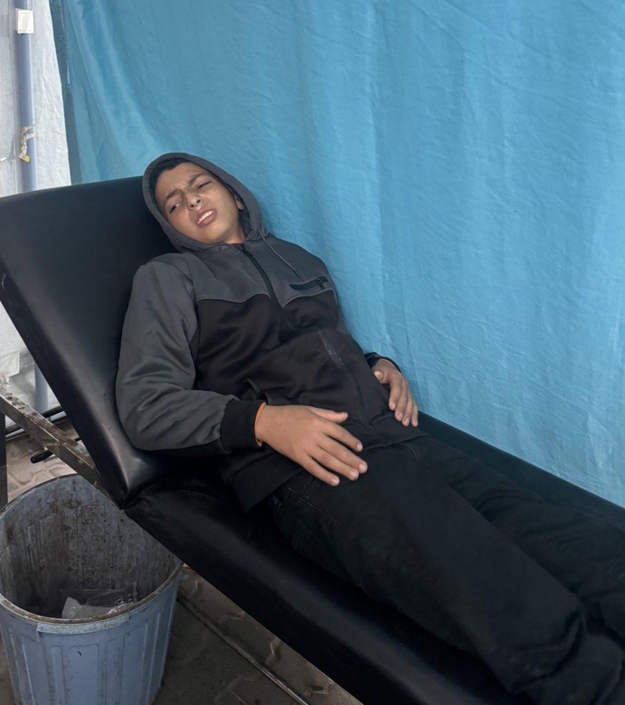 All7m_Mahmou14d's tweet image. MY CHILD Will DIE😭

Unfortunately, my child, Suhaib, has been classified as malnourished, suffering from severe weakness and loss of appetite. I appeal to you to help provide food and vitamins

If you’re scrolling, PLEASE leave a dot . it's just a dot. 

gofund.me/d81fe6e6d