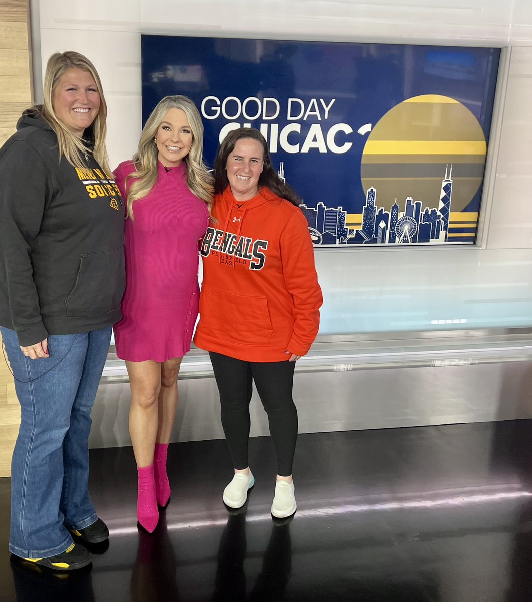 TrustTrost's tweet photo. Martin Luther King Jr. viewed mentorship as crucial for when it comes to inspiring youth and advocating for service to empower others. It’s a theme celebrated annually during #MLKDay, emphasizing that everyone can serve and lead through mentorship.
On Monday morning, @MeteaValley’s Rachel Bostick and Plainfield East’s Lisa Simon were spotlighted in the 8 am hour of #GoodDayChicago on @FOX32News with @NatalieBomke for their selfless effort to help enhance the lives of kids through #mentorship - in and out of the classroom.
Rachel, who won two state championships in high school, is a teacher, coach and also leads the #GrowYourOwnStudentProgram. It helps students who want to be potential teachers gain the experience of being in a classroom.
Lisa, a Top 5 finisher at the state track & field meet while in high school, is a teacher, coach and also leads the #AthleticLeadershipCouncil. Its focus is to empower student athletes to be positive role models, build strong cultures, foster communication and engage with the wider school and elementary communities.
The duo were honored and surprised earlier in the month a part of the #MakingADifferenceOnANDOffTheField campaign. January marks the 121st consecutive month of special moments from the national campaign, which showcases those enhancing the lives of others in the #GameOfLife.
You may watch the full segment here: https://t.co/d0vJI4suFf
#MoreThanJUSTGames #IHSA