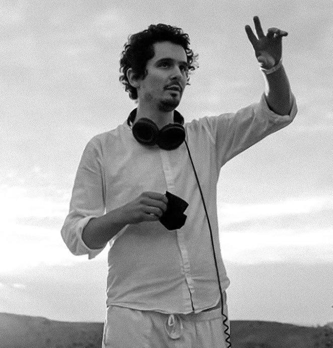 Happy birthday to the absolute best movie director of all time in my opinion!! Your movies continue to impact me in all of the right ways and your direction is incredible and amazing. So happy birthday Damien Chazelle!!