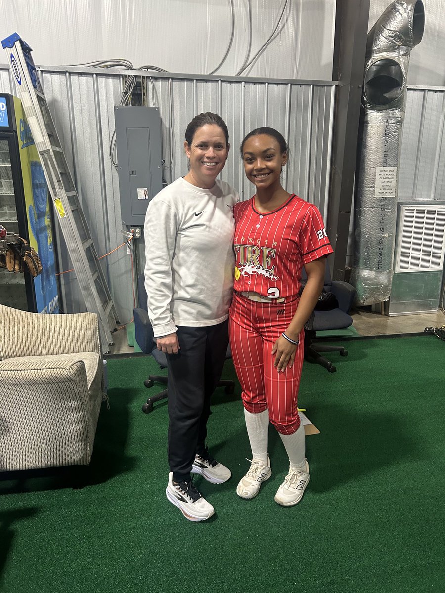 Georgia Fire Gold 09 tweet media