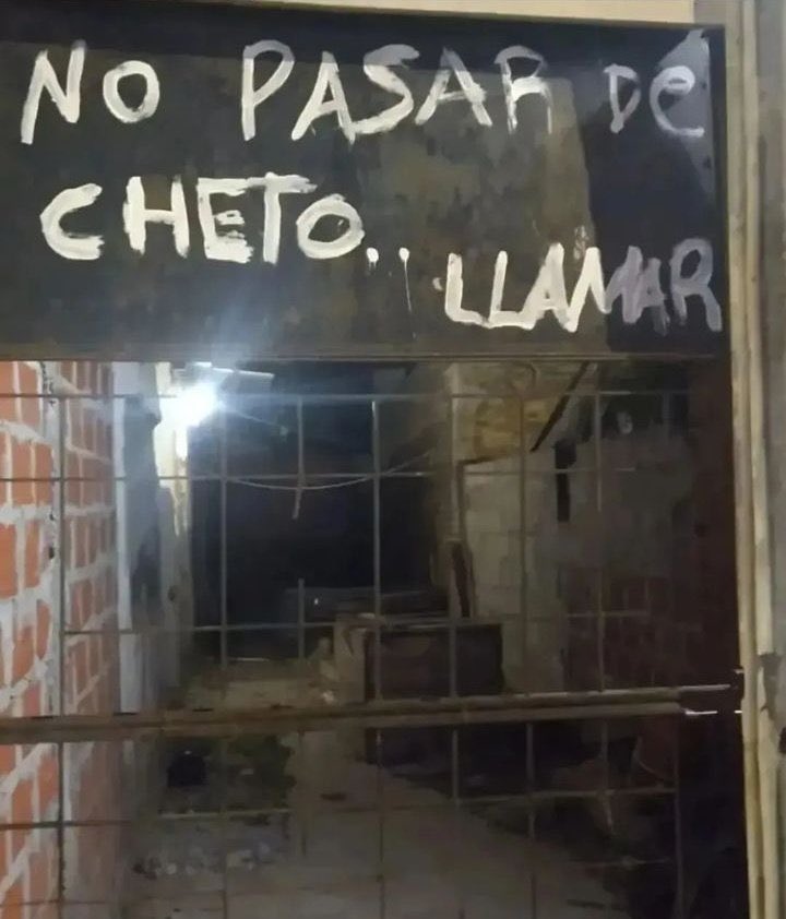walkingconurban's tweet photo. Nuestra contribución al debate sobre los chetos https://t.co/bSEr1NQ9P2