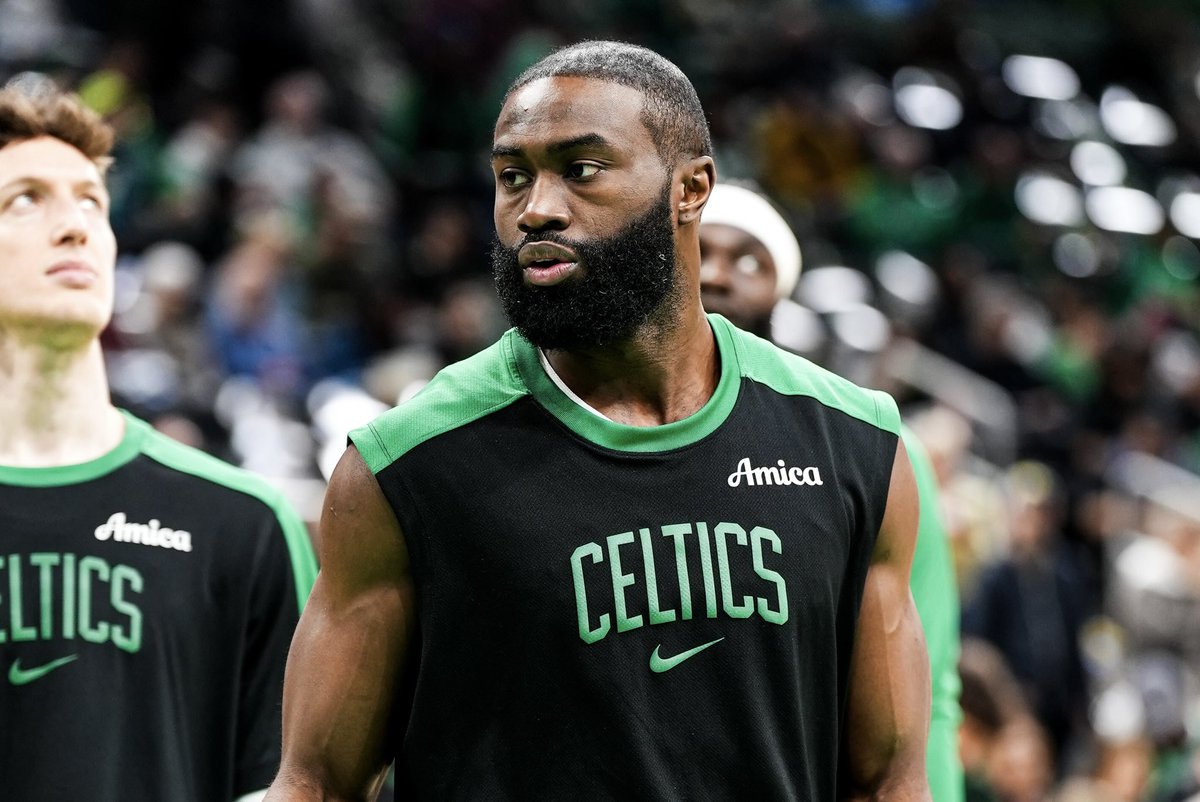 CelticsCLNS's tweet image. BREAKING: 

For the first-time in his 10-year career, Jaylen Brown is an All-Star starter.
-
#celtics #bostonceltics #jaylenbrown