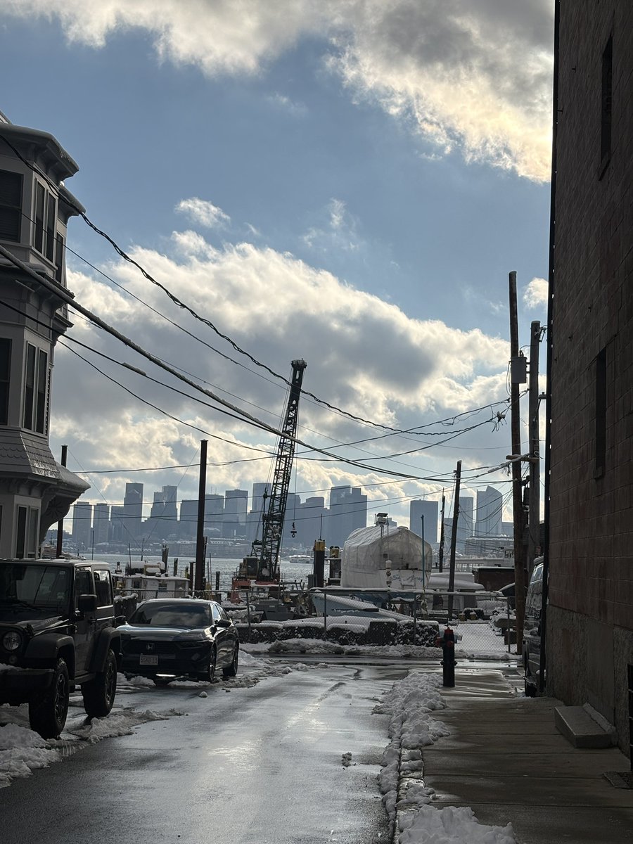 EricWiberg's tweet image. FITZGERALD SHIPYARD Chelsea MA overlooking Boston Harbor.