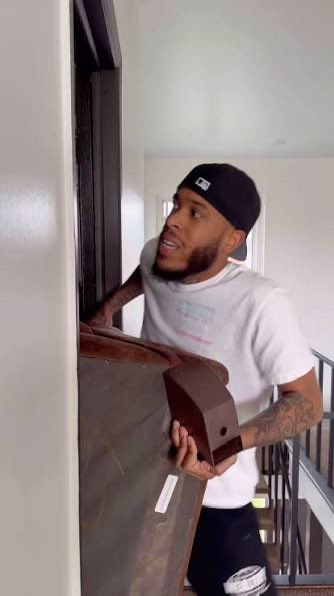 Popular influencer “JackFunny313” has reportedly been shot 11x this morning in Detroit, MI. The police arrived 40 minutes later 😳… he’s currently in critical condition ❤️‍🩹🤦🏽‍♂️

Let’s pray for JackFunny 🙏🏽