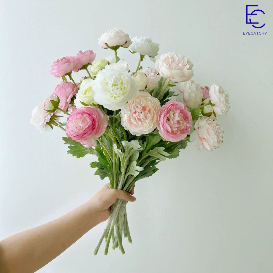 sohan_rehm67997's tweet image. Elegant Artificial Peony Bouquet–Timeless Beauty, Zero Maintenance.

Timeless flowers for timeless style.

#artificialflowers #peonybouquet #silkflowers #homedecor #weddingdecor