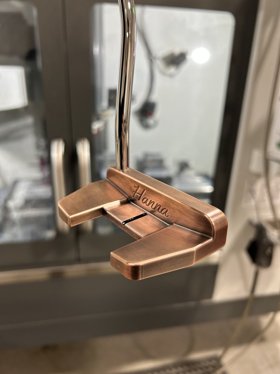 DoerflerJared's tweet image. We are giving this @HannaGolfCo putter away.

72 lie
3 loft
Copper plate finish
303 Stainless Steel

Here's how to win.

• Retweet this tweet. 
• Click the link in the next tweet below to submit your email address.

Contest will run through Wednesday, 1/21 at 5:00 pm Central.…