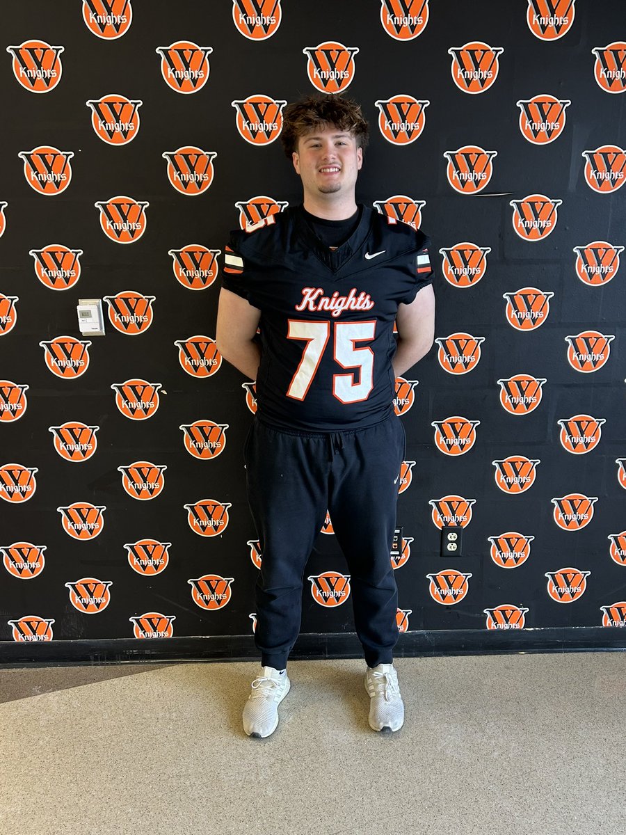 Charlie Scherbring tweet media