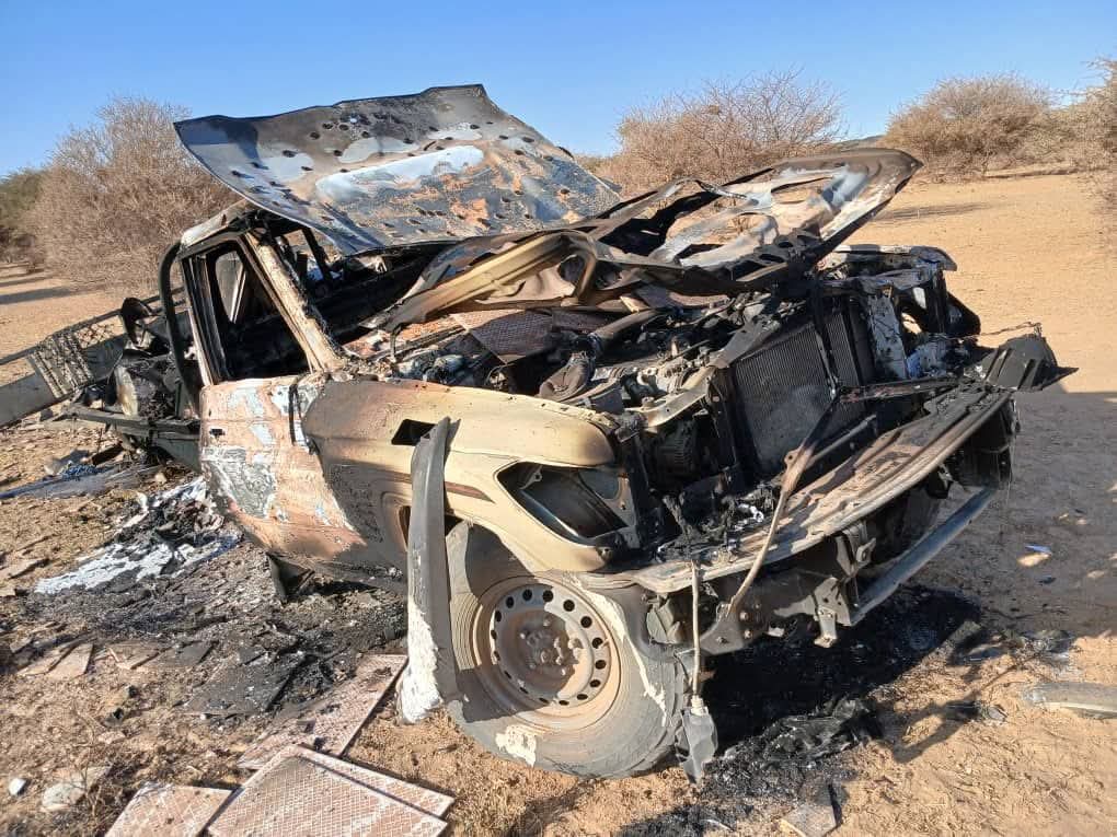 mahmoud_sahara_'s tweet image. #Azawad

La #Dirpa n'a pas encore communiqué sur la frappe de drone sur un véhicule appartenant à la famille du maire de Kidal. C'est comment ?