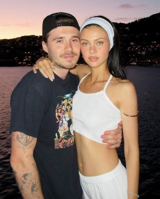centregoals's tweet image. 🚨🚨🎙️| Brooklyn Beckham speaks out against parents Victoria and David Beckham:

“My parents have been trying endlessly to RUIN my relationship since before my wedding, and it hasn’t stopped.”

“I do NOT want to reconcile with my family. I'm not being controlled, I’m standing up…
