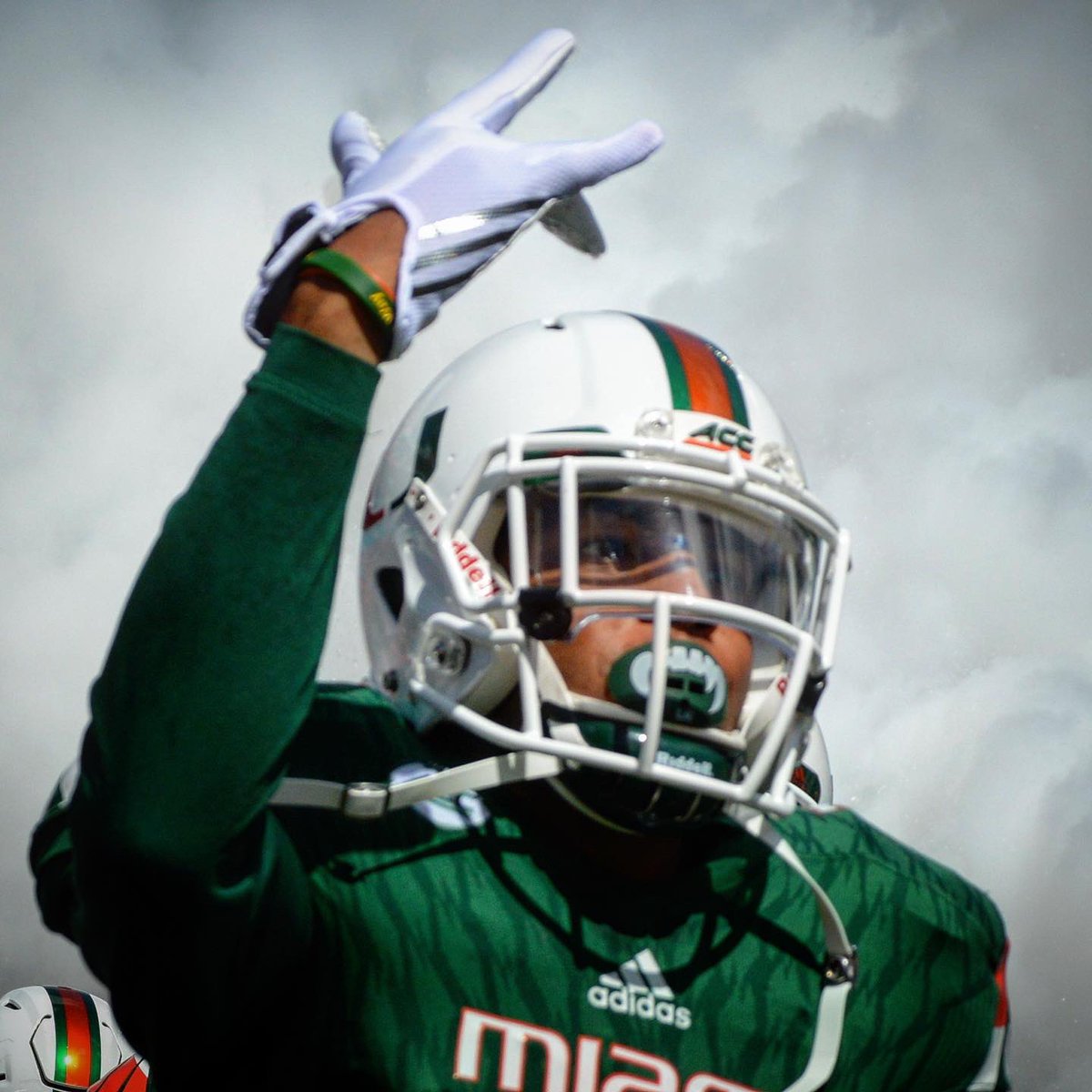 Not a sad fan but really like this picture sorry